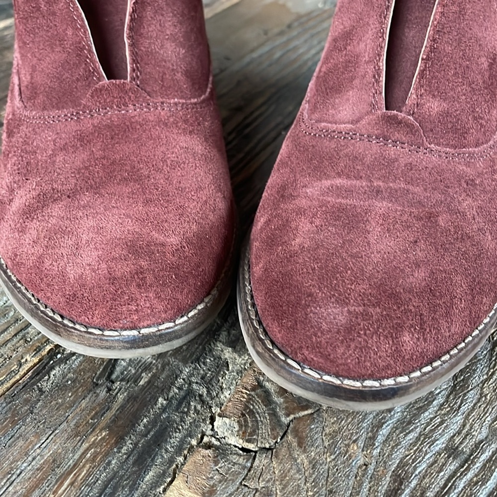 Lucky Brand Kimberly maroon suede bootie EUC size 40 - Picture 7 of 10